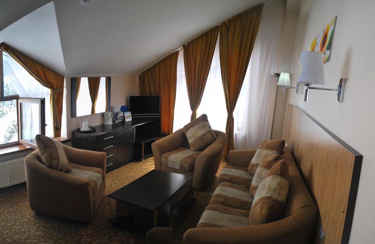 Kapriz Karakol Hotel Cameră foto