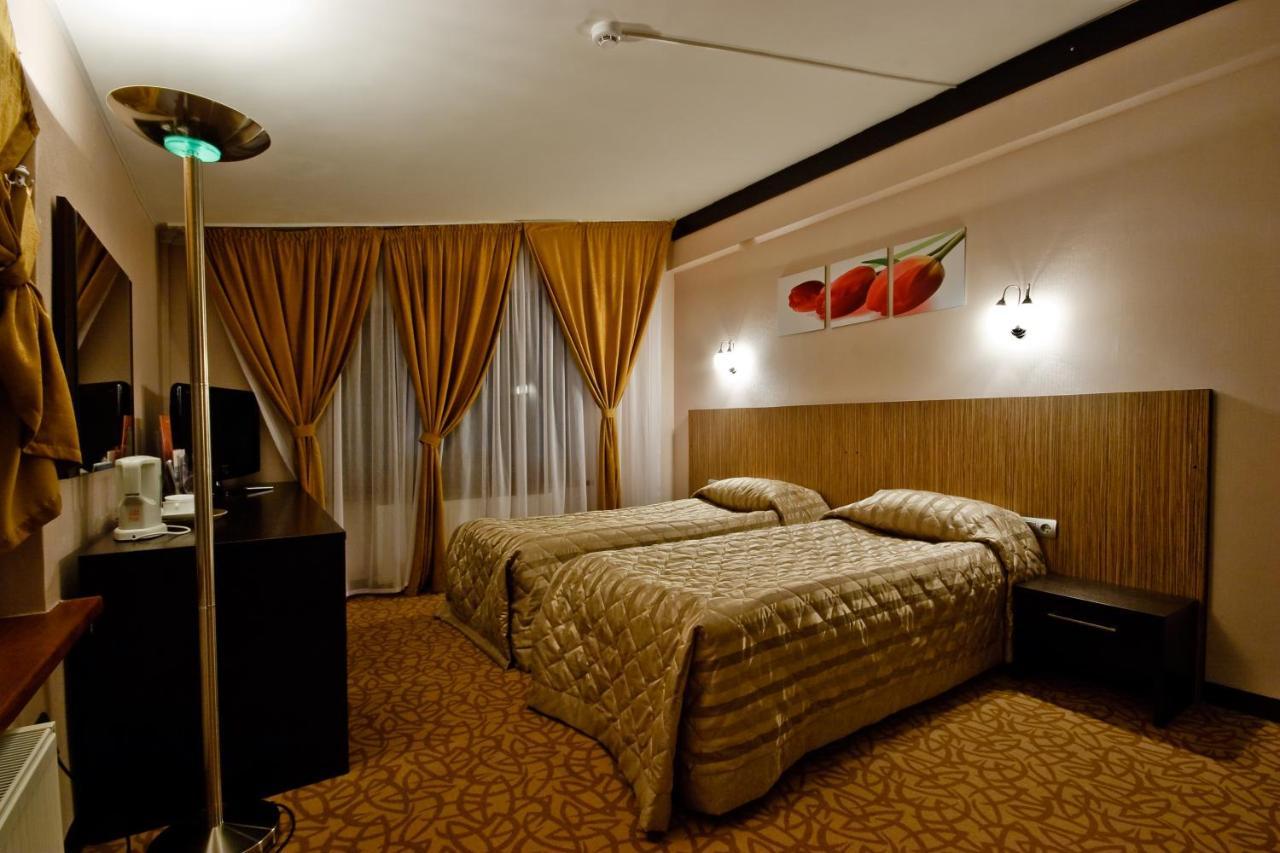 Kapriz Karakol Hotel Cameră foto